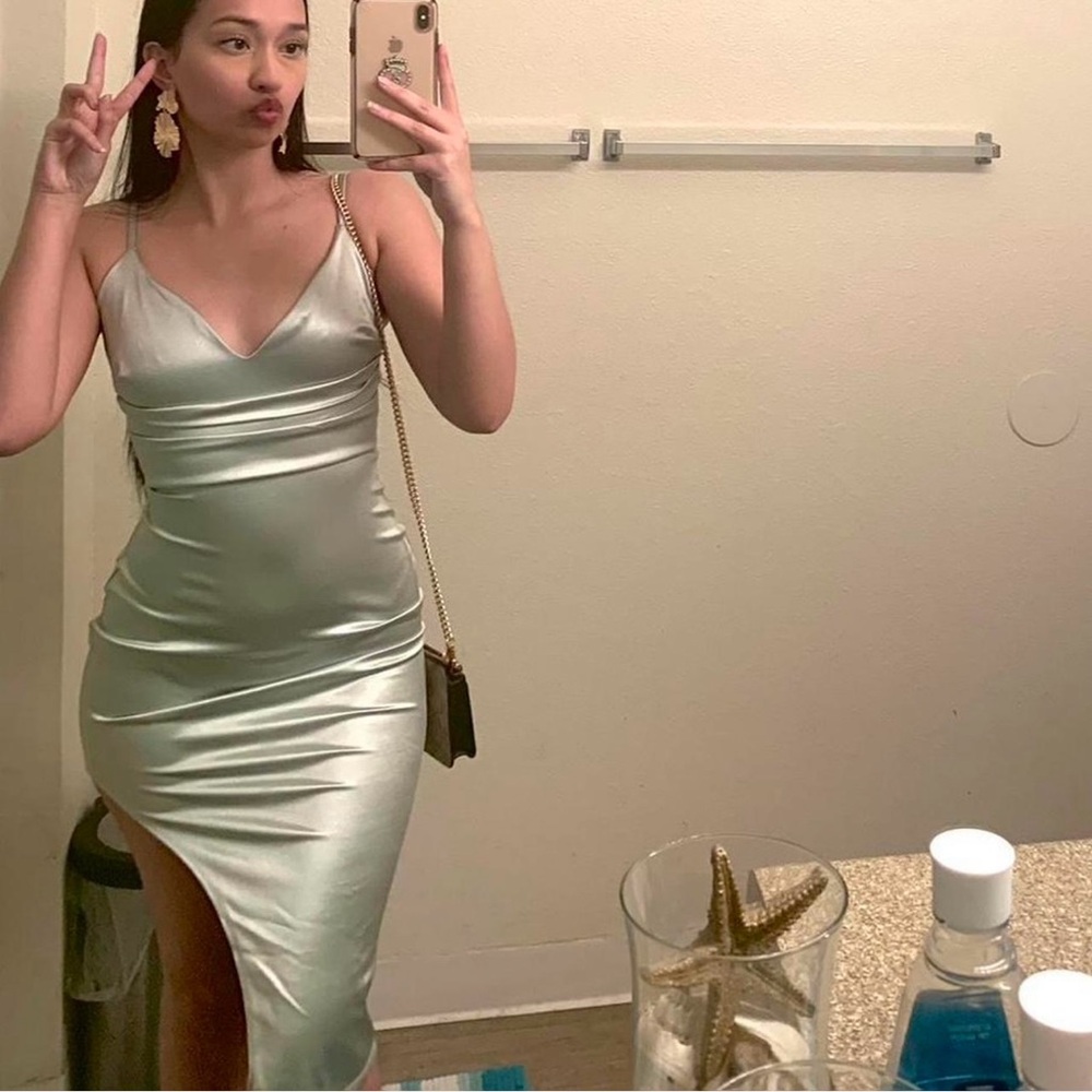 Windsor Green Ruched Bodycon Midi Dress